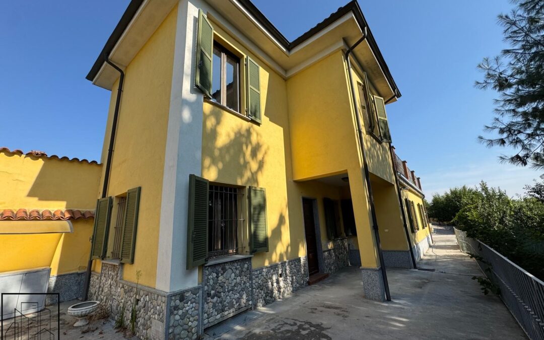 Villa indipendente in zona residenziale